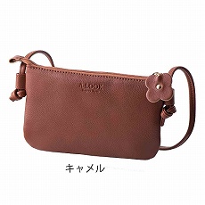 オリーブレザーポシェットキャメル
